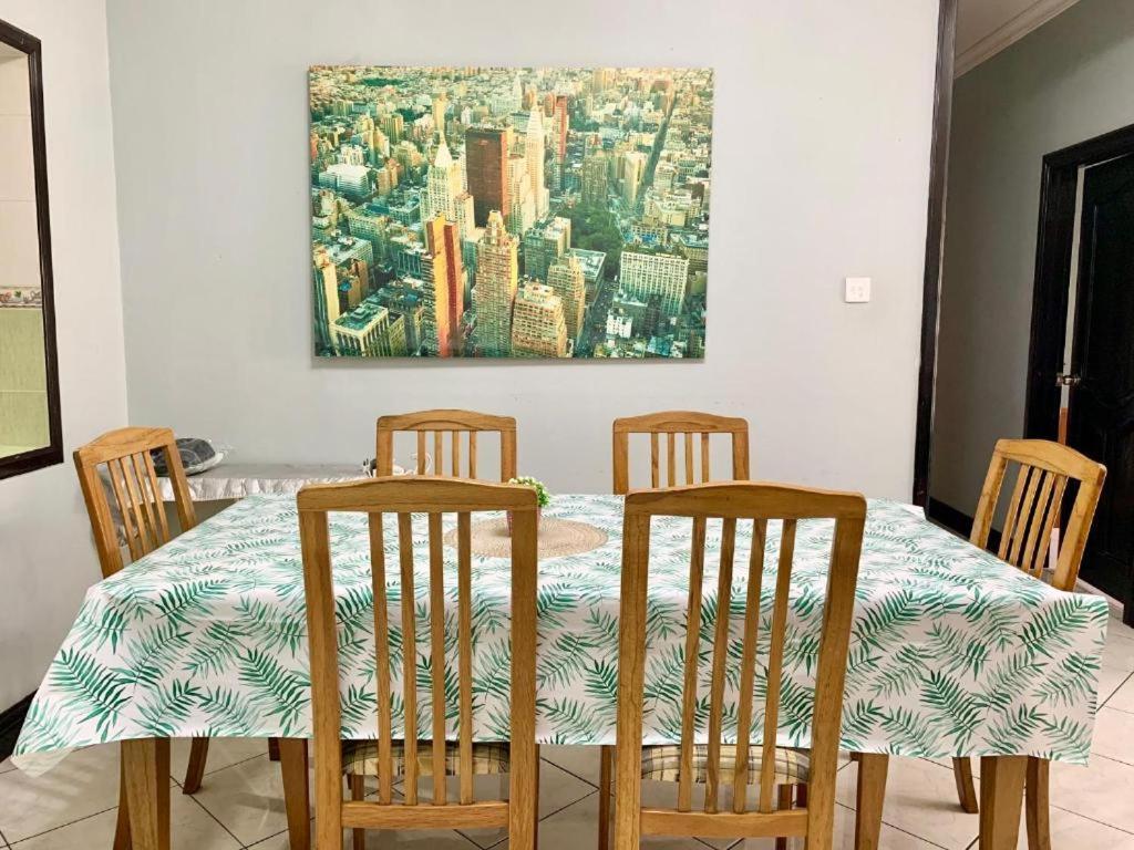 Marina Court Vacation Home 3 Bedrooms - Kota Kinabalu Dış mekan fotoğraf