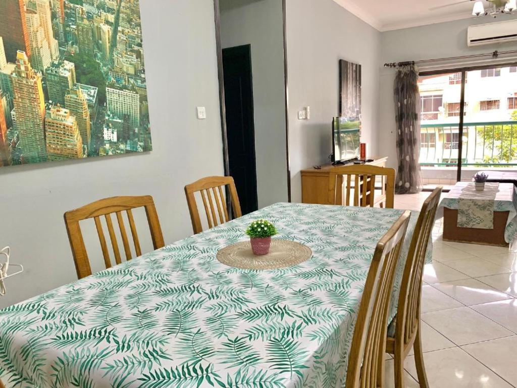 Marina Court Vacation Home 3 Bedrooms - Kota Kinabalu Dış mekan fotoğraf
