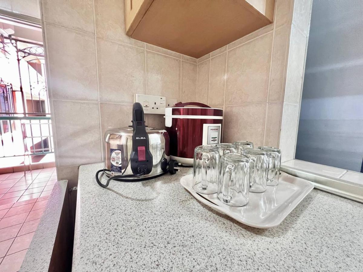 Marina Court Vacation Home 3 Bedrooms - Kota Kinabalu Dış mekan fotoğraf