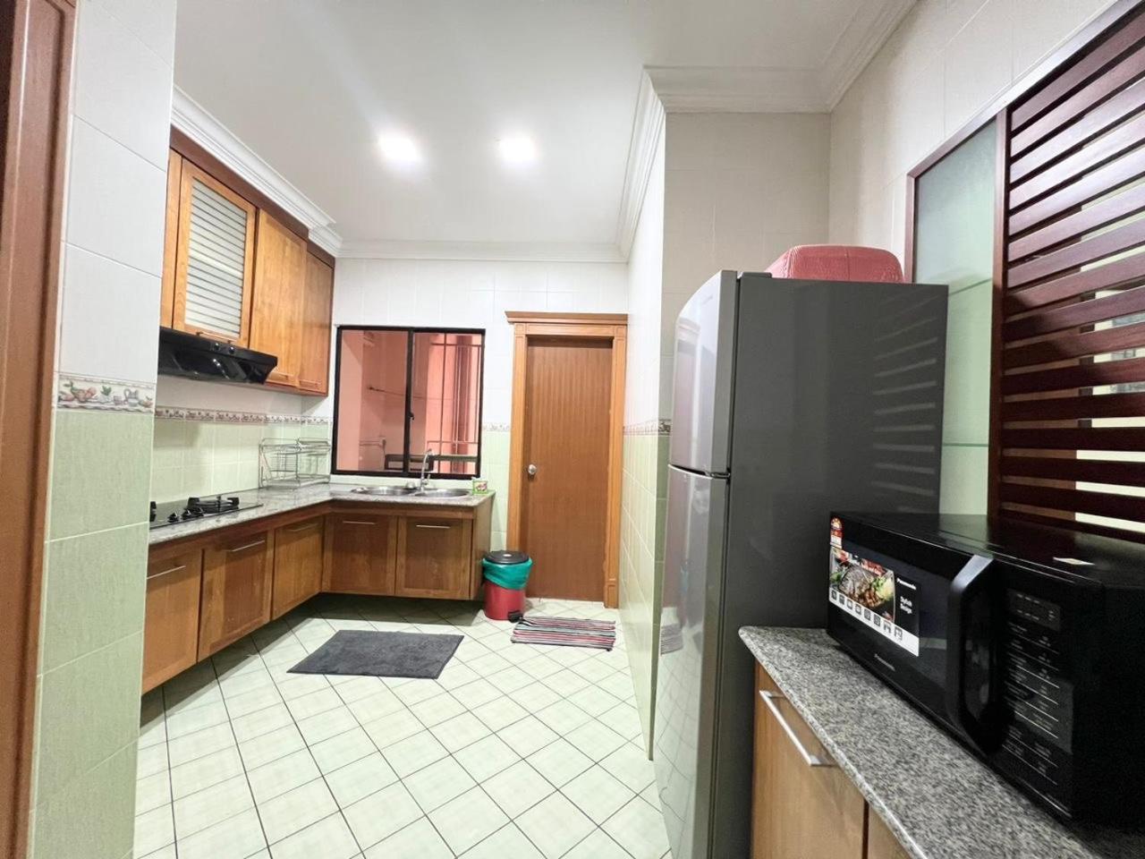 Marina Court Vacation Home 3 Bedrooms - Kota Kinabalu Dış mekan fotoğraf