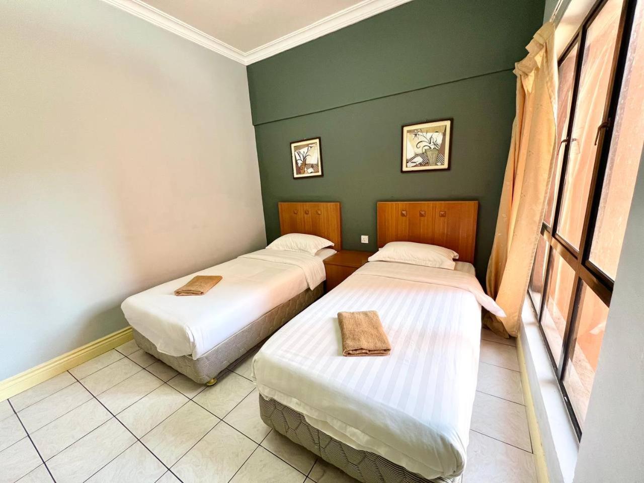 Marina Court Vacation Home 3 Bedrooms - Kota Kinabalu Dış mekan fotoğraf