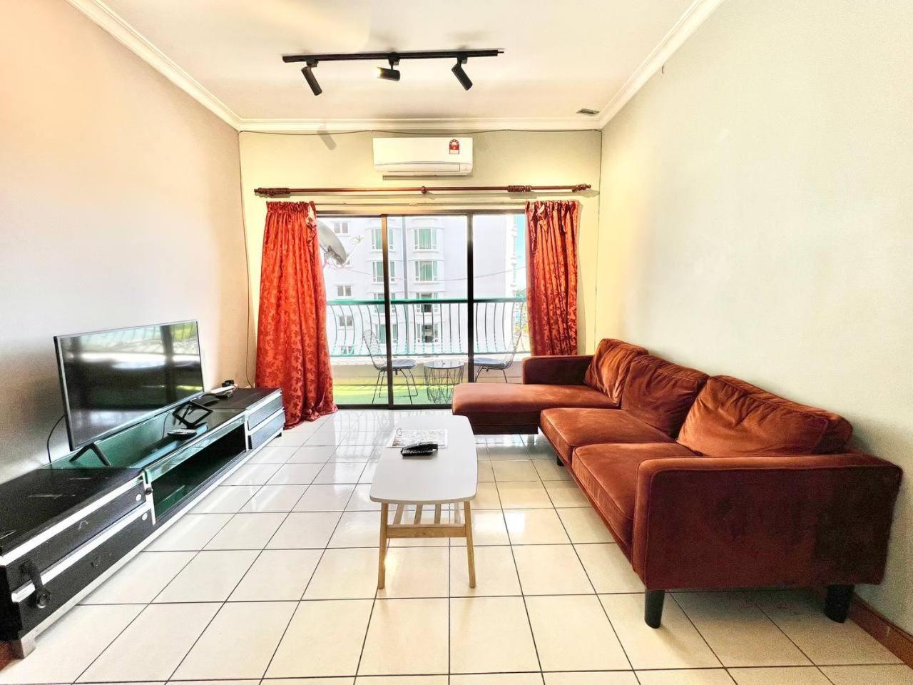 Marina Court Vacation Home 3 Bedrooms - Kota Kinabalu Dış mekan fotoğraf
