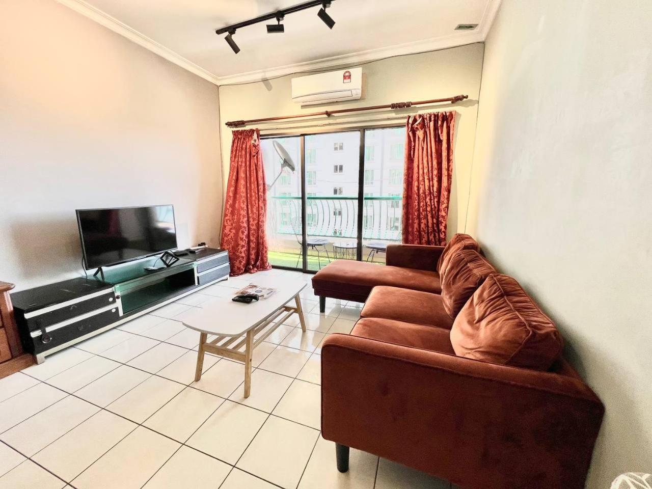 Marina Court Vacation Home 3 Bedrooms - Kota Kinabalu Dış mekan fotoğraf